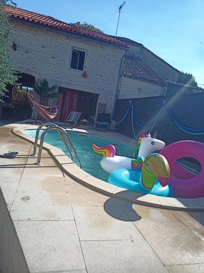 Belle Chambre D'Hote Pour 2 A 4 Personnes Apartment Chef-Boutonne Exterior photo